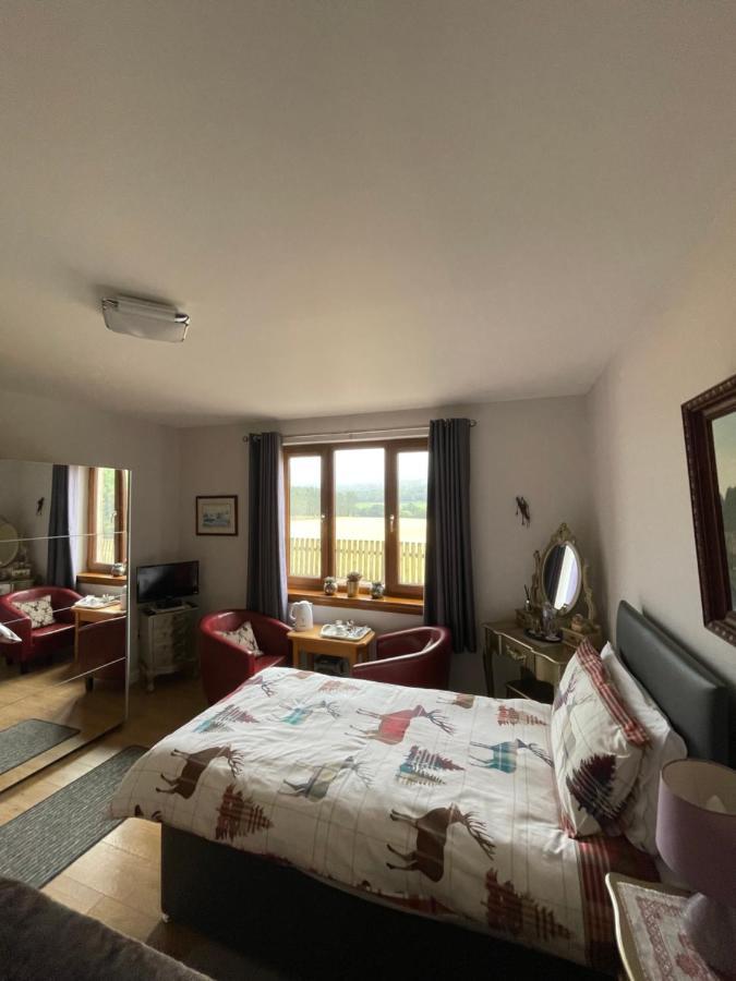 Doura Lodge Инвернес Екстериор снимка